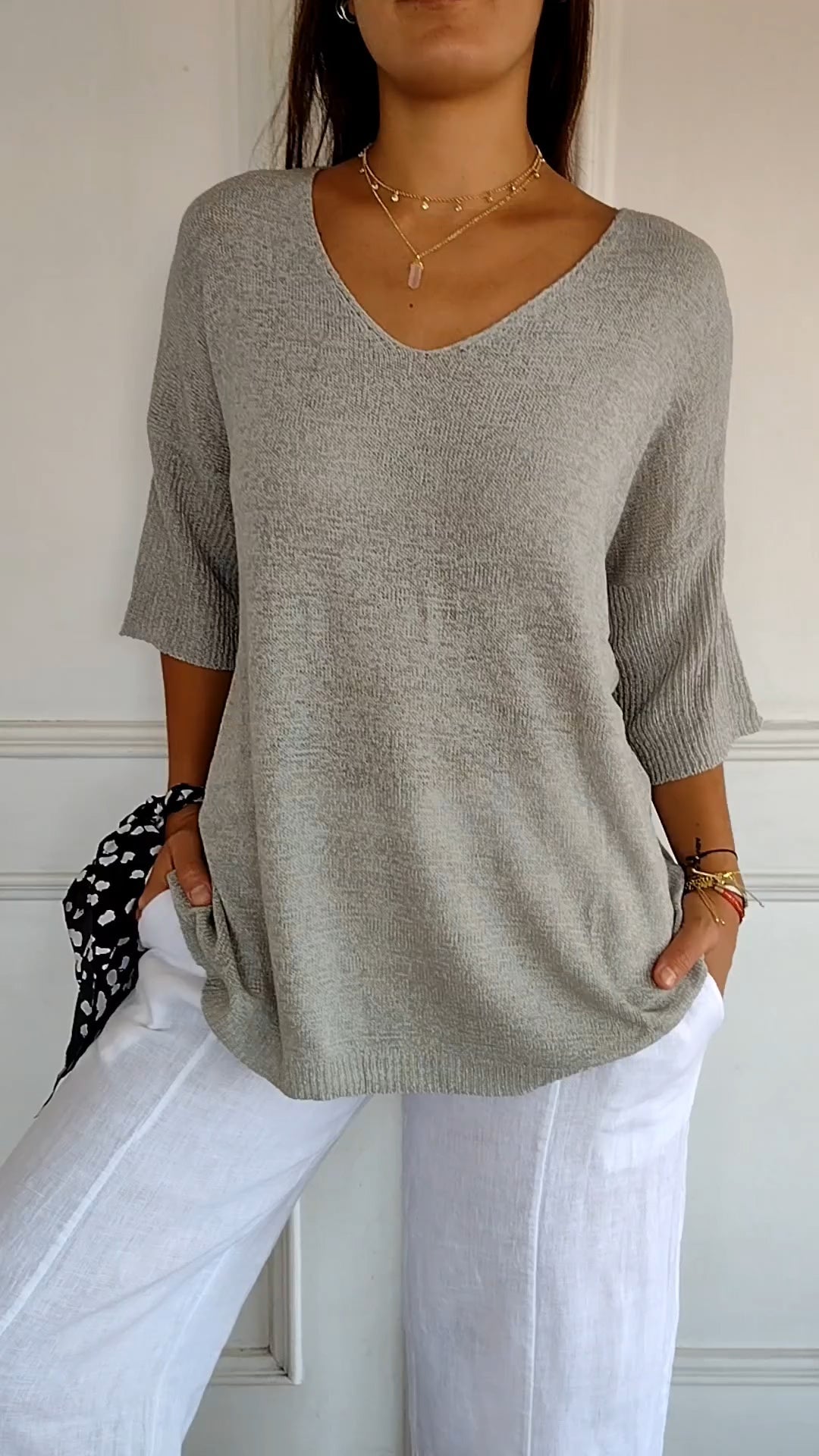 Kingsley™ | Chic Lightweight V-Neck Top for Effortless Style
